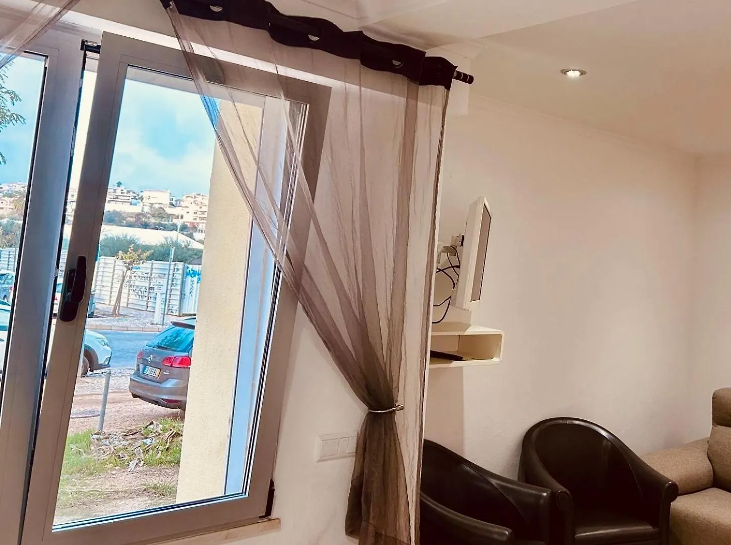 Central Lagos Town Center Apartment Near Marina